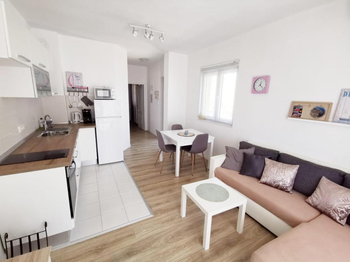 Sea Dream Apartments Бибинє Екстер'єр фото