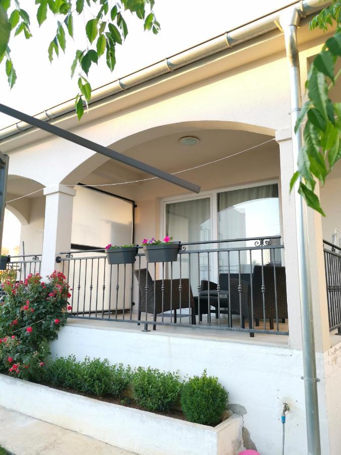 Sea Dream Apartments Бибинє Екстер'єр фото